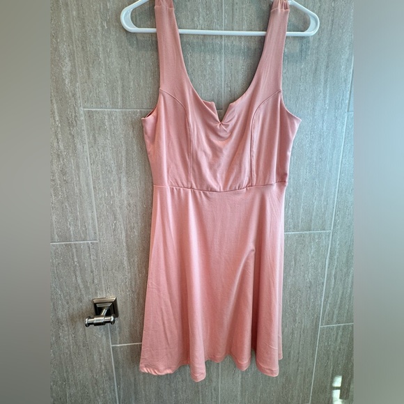 5 Adrene summer mini dresses - Picture 10 of 11